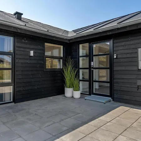 Awesome In Hvide Sande With Sauna Casa de Férias