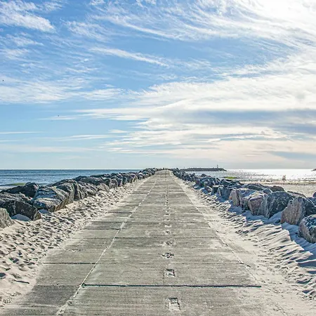 Casa de Férias Awesome In Hvide Sande With Sauna