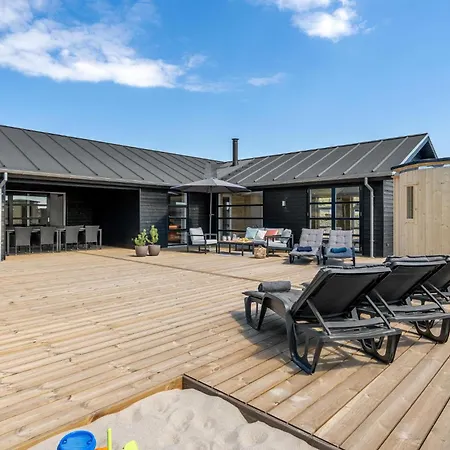 Holiday home Beautiful In Hvide Sande With Outdoor Swimming Pool Bjerregard