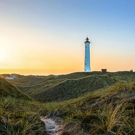 Casa de Férias Awesome In Hvide Sande With Sauna