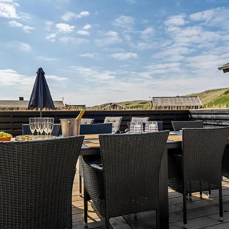 Awesome In Hvide Sande With Sauna Casa de Férias *