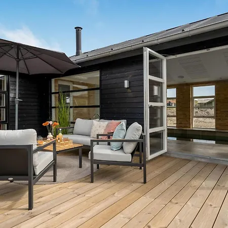 Awesome In Hvide Sande With Sauna Casa de Férias